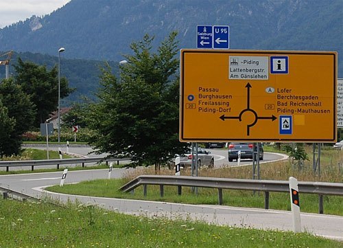 Круговое движение - поворот на Bad Reichenhall