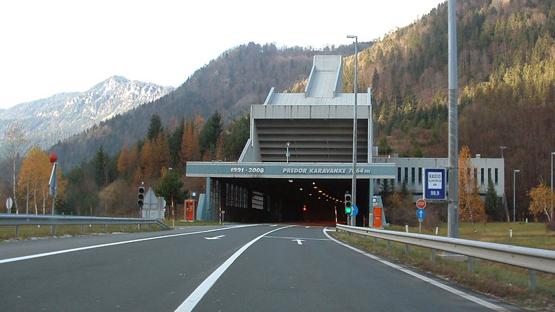 Тоннель Karawanken в Словении