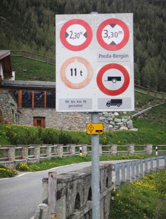 Ограничения на ТС на перевале Albulapass в La Punt