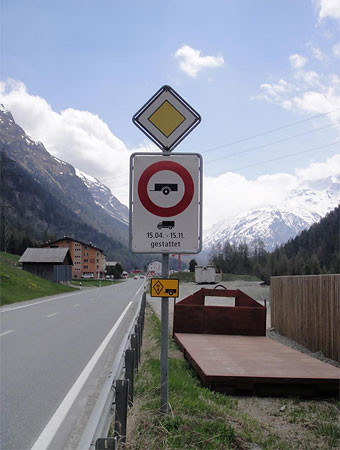 Ограничения на ТС на перевале Berninapass в Pontresina
